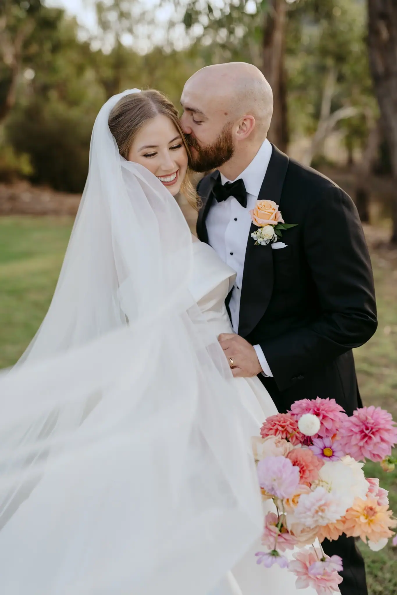 Yarra Valley wedding photographer — bride and groom in the afternoon light